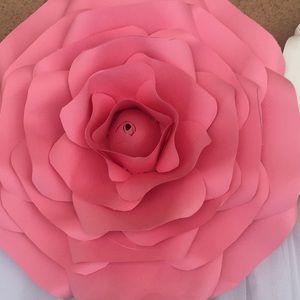 Meet your Posher, Claudia